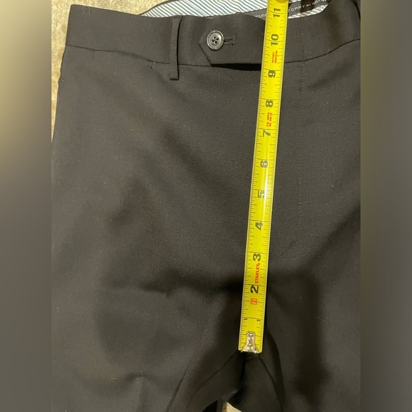 Tommy Hilfiger 100% Wool Suit, Jacket Size 36R Pants Size 30R Black EUC - Picture 16 of 16